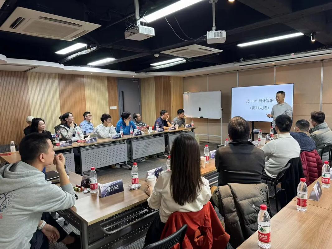 50平木星厅,30人u型董事会摆法.#会议服务 #上海 #会 - 抖音